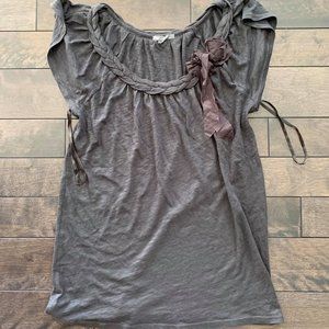 Gap Flower Tee